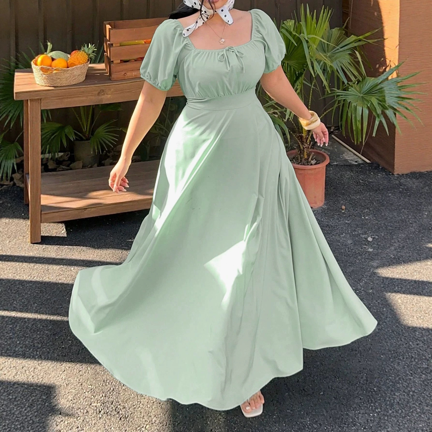 Womens French-style Square-neck Solid-color Dress
