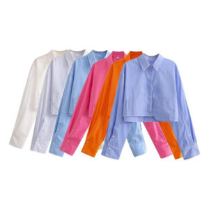 Stylish And Elegant Short-length Poplin Blouse With Long Sleeves And Pockets